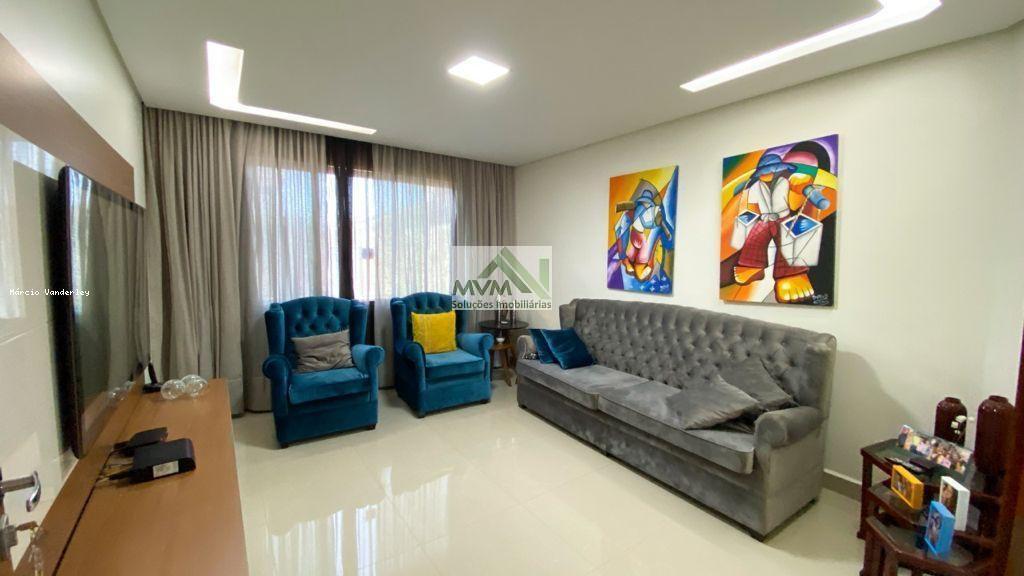 Sobrado à venda com 4 quartos, 360m² - Foto 7