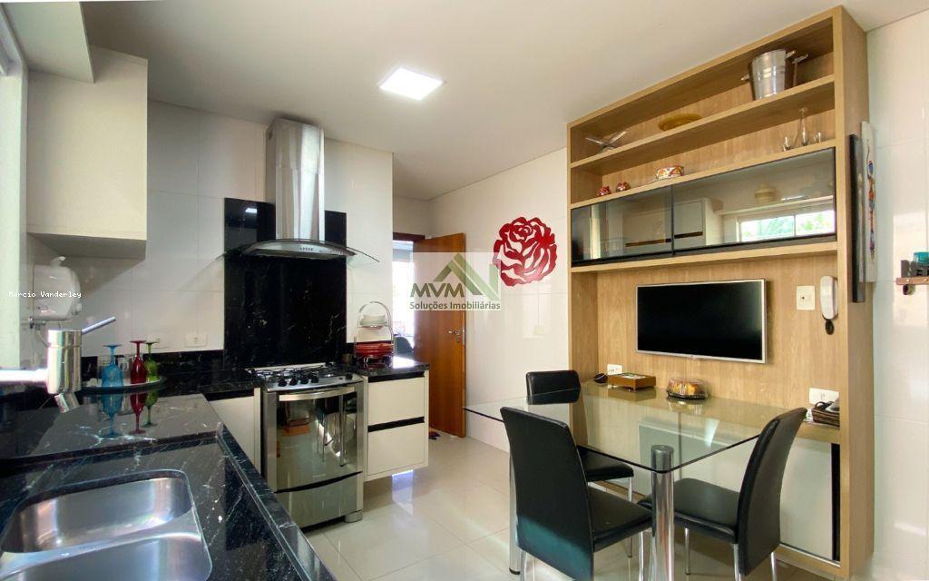 Sobrado à venda com 4 quartos, 360m² - Foto 23