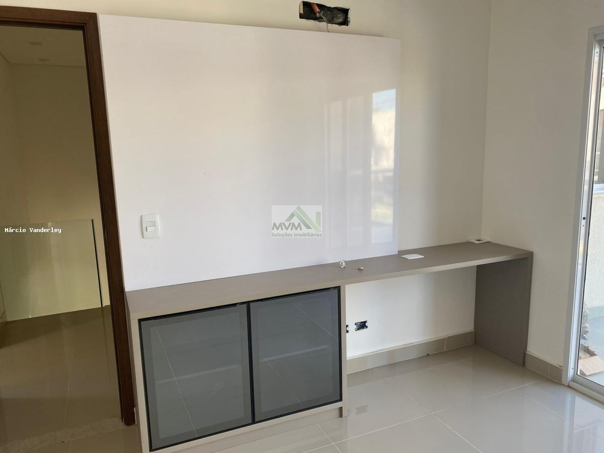 Sobrado à venda com 3 quartos, 161m² - Foto 8