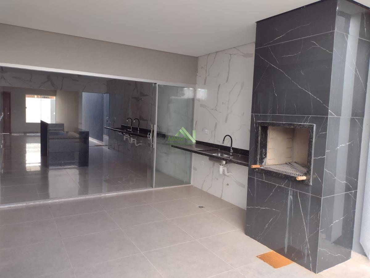 Casa à venda com 3 quartos, 225m² - Foto 12