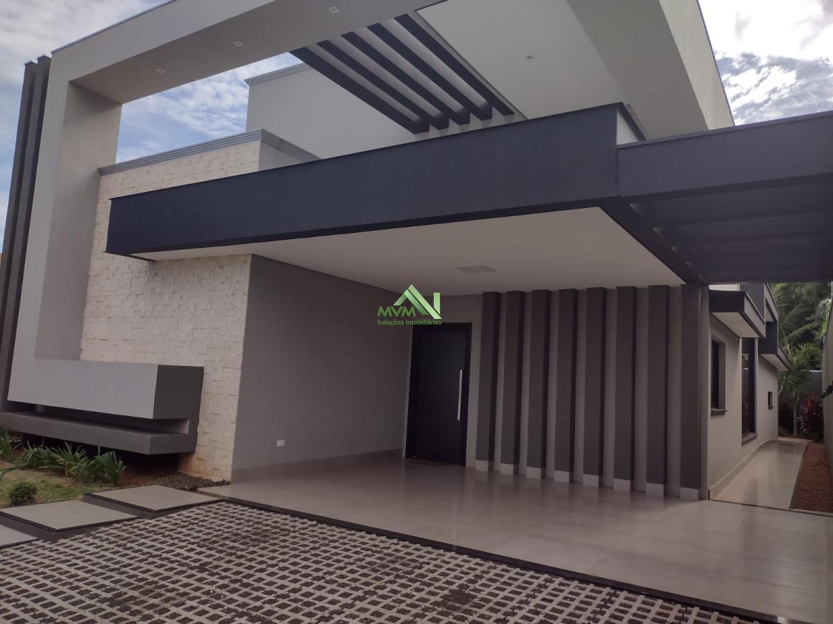 Casa à venda com 3 quartos, 360m² - Foto 1