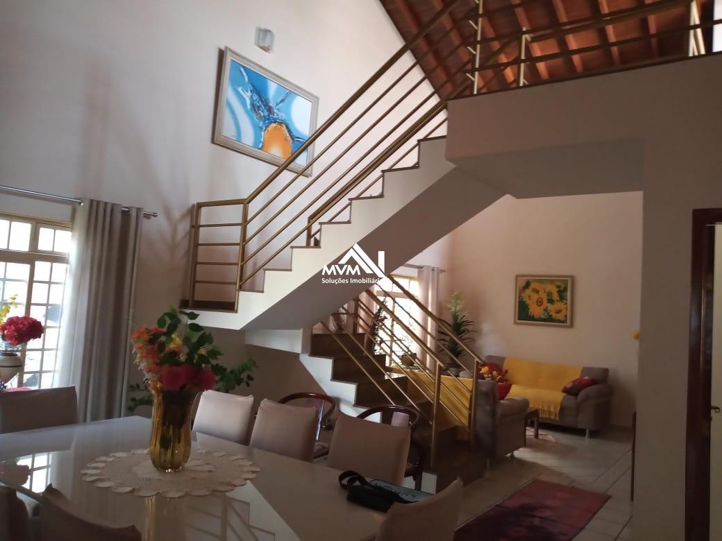 Casa à venda com 4 quartos, 484m² - Foto 7