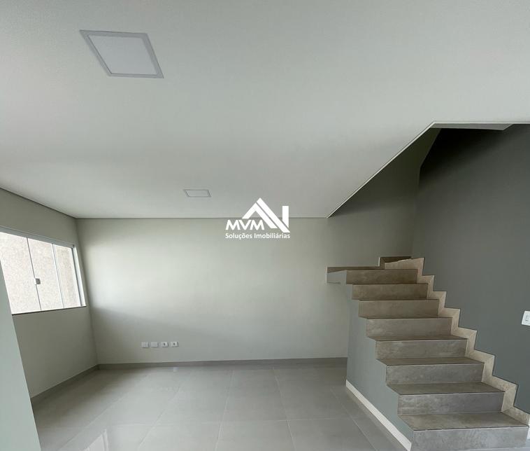 Sobrado à venda com 3 quartos, 220m² - Foto 4