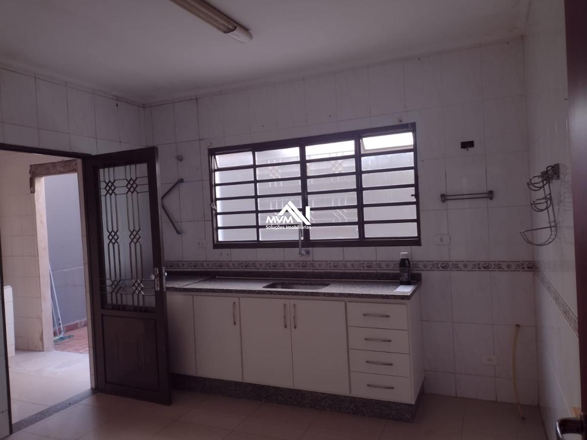 Sobrado à venda com 3 quartos, 196m² - Foto 12