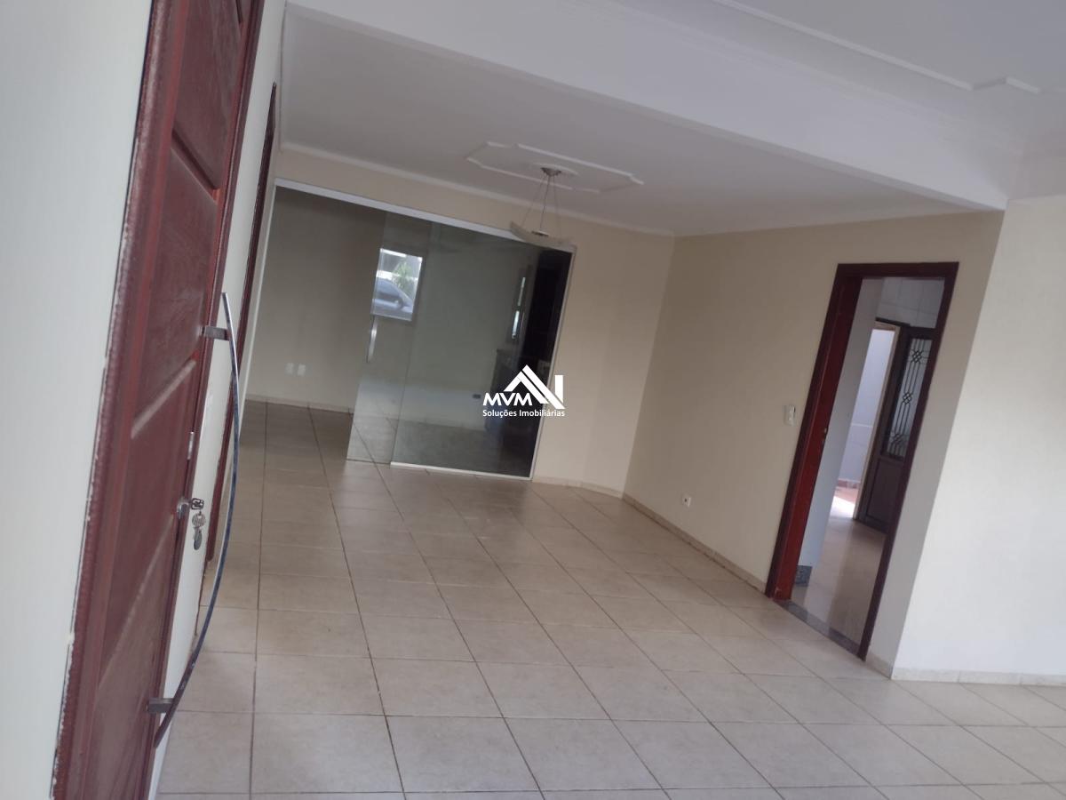 Sobrado à venda com 3 quartos, 196m² - Foto 3