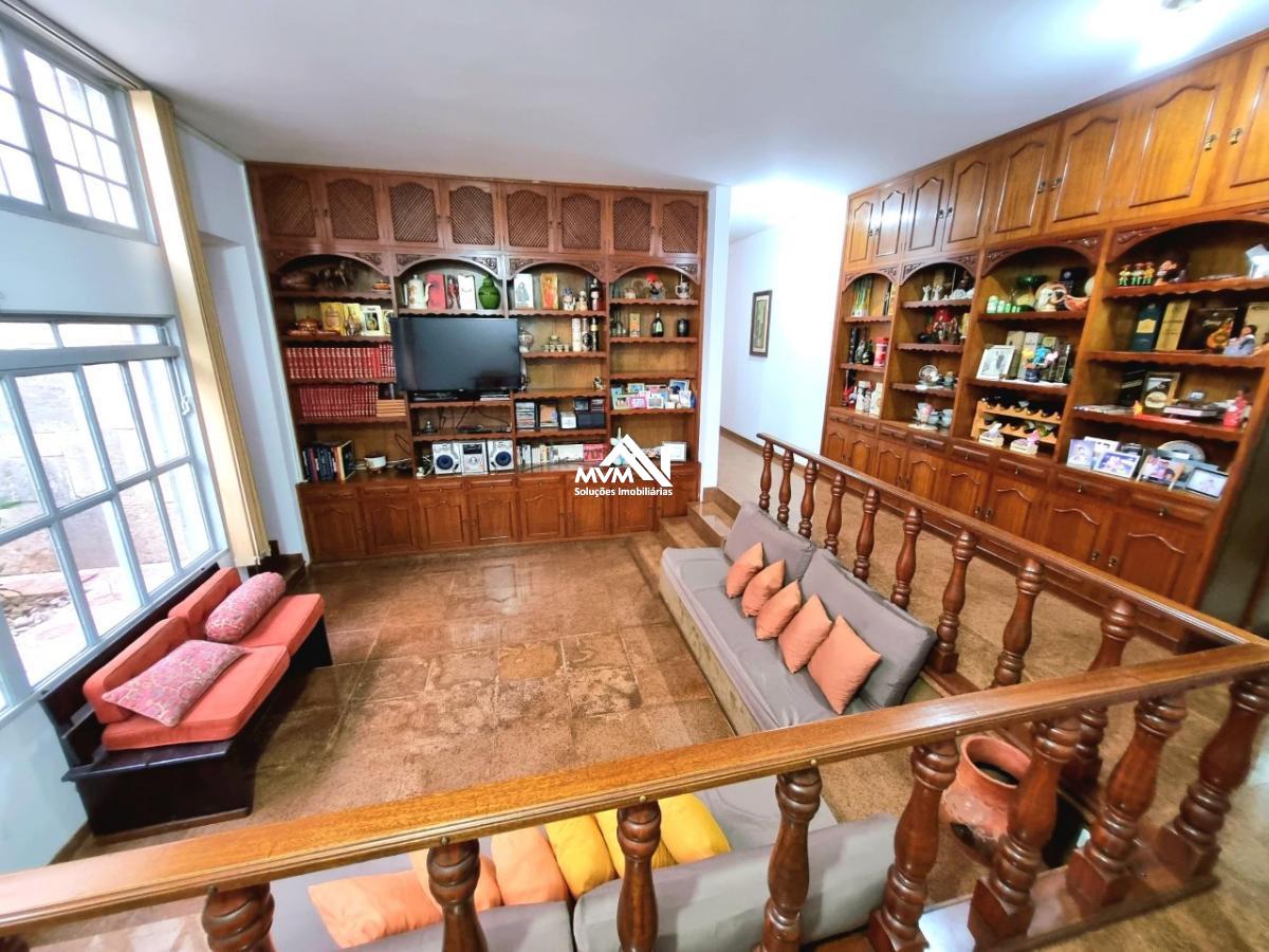 Casa à venda com 7 quartos, 1040m² - Foto 5