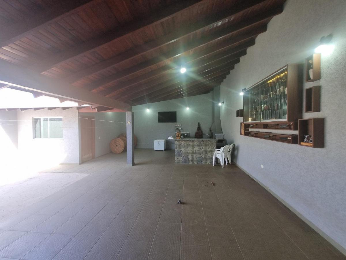 Casa à venda com 4 quartos, 300m² - Foto 18