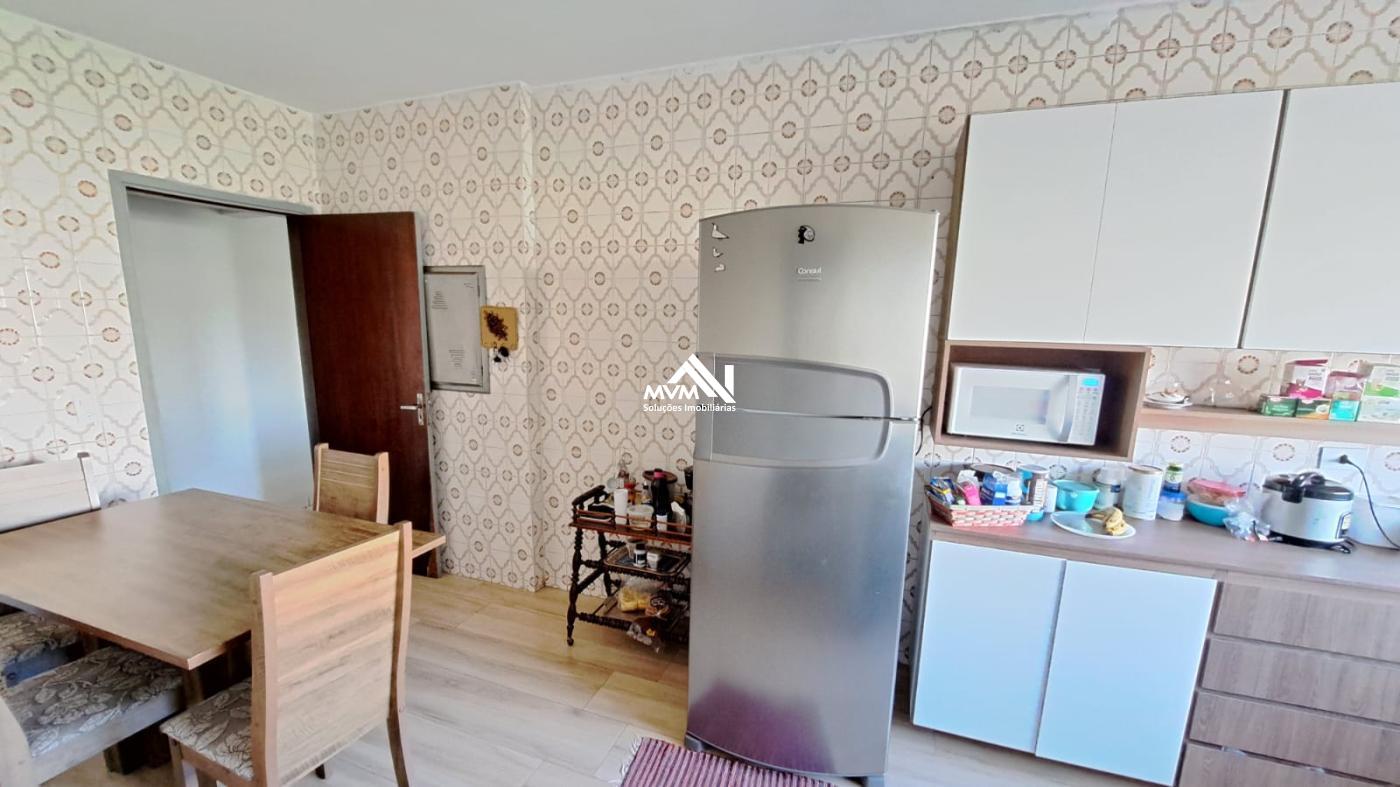 Apartamento à venda com 3 quartos, 115m² - Foto 9