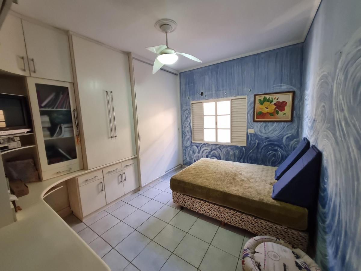 Casa à venda com 4 quartos, 360m² - Foto 11