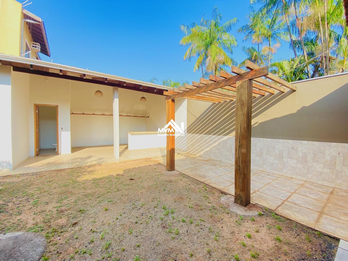 Casa à venda com 2 quartos, 300m² - Foto 15