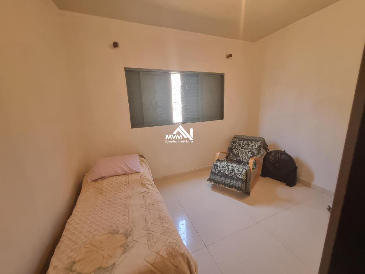 Casa à venda com 3 quartos, 420m² - Foto 8