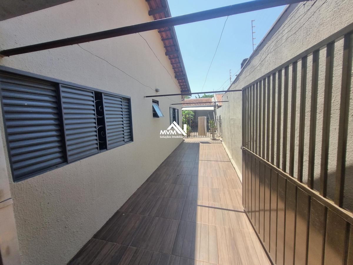 Casa à venda com 3 quartos, 420m² - Foto 13