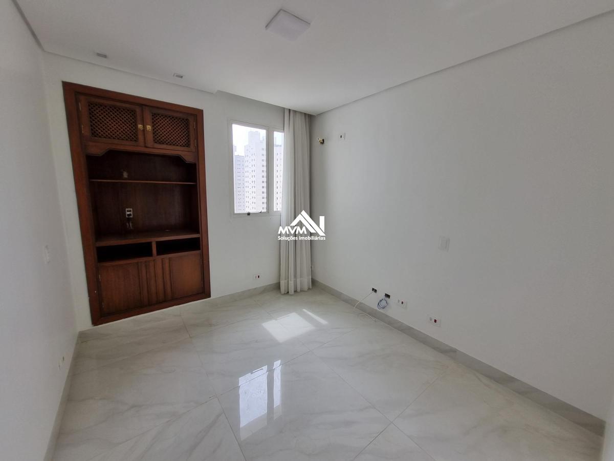 Apartamento à venda com 4 quartos - Foto 17