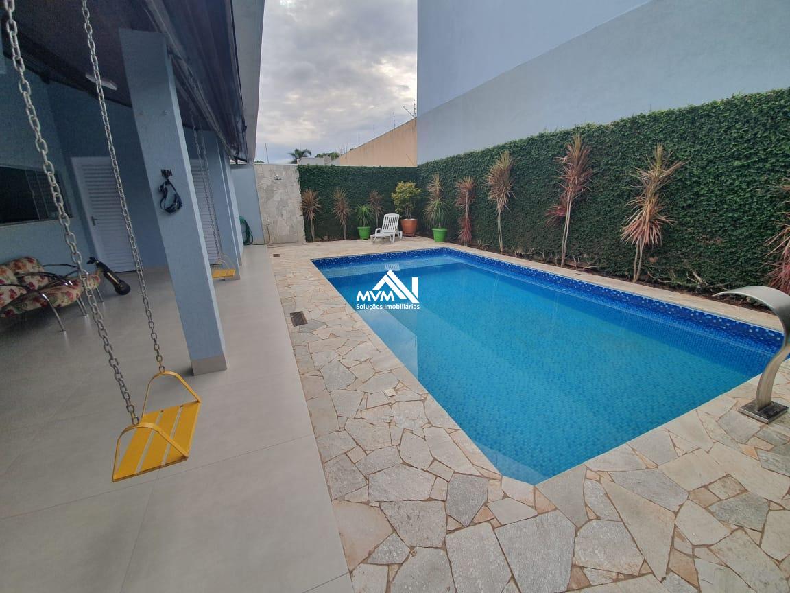 Casa à venda com 3 quartos, 360m² - Foto 18