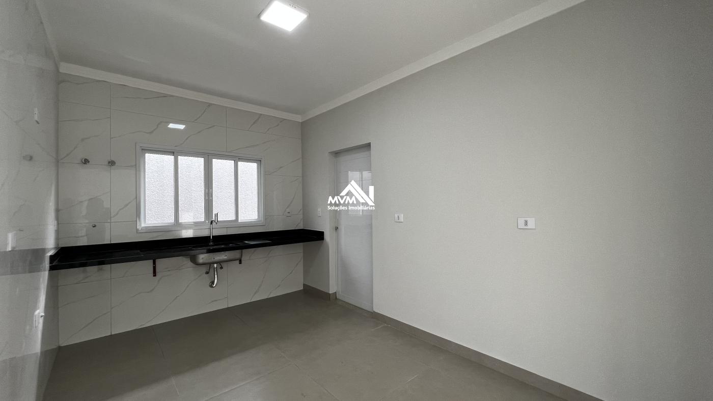 Casa à venda com 3 quartos, 185m² - Foto 14