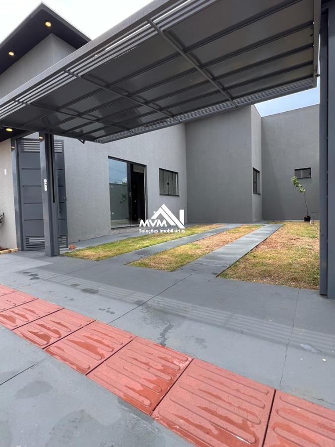 Casa à venda com 3 quartos, 75m² - Foto 4