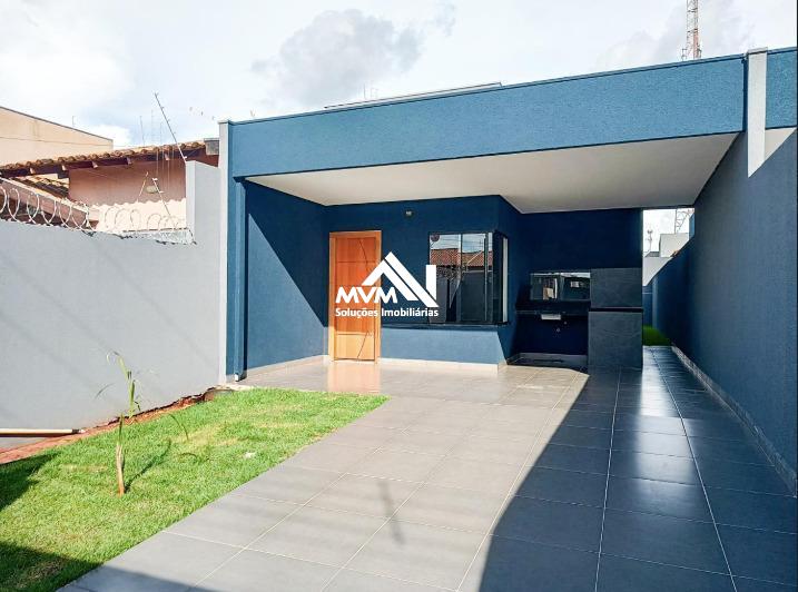 Casa à venda com 3 quartos, 90m² - Foto 1