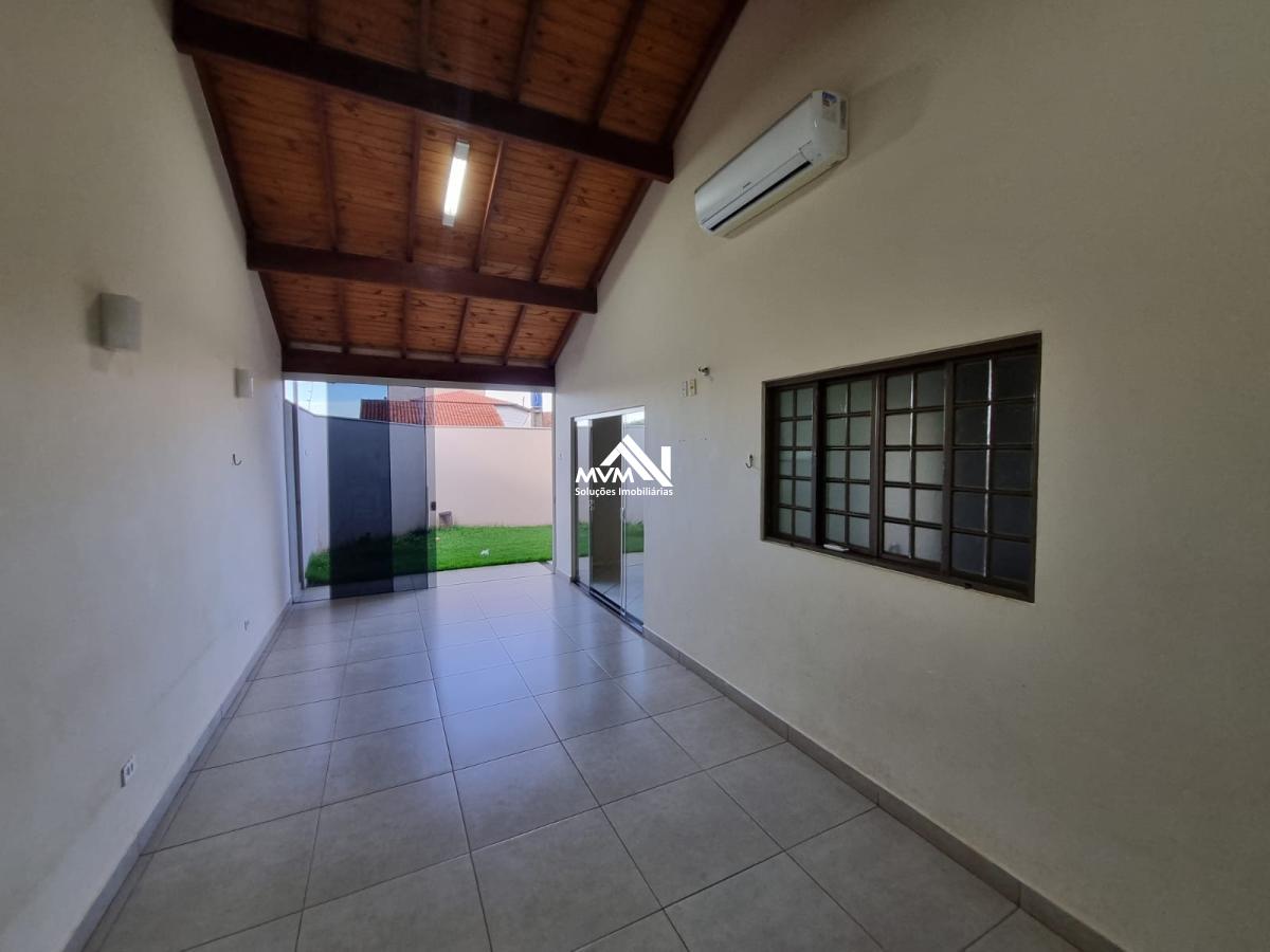 Casa à venda com 2 quartos, 110m² - Foto 17