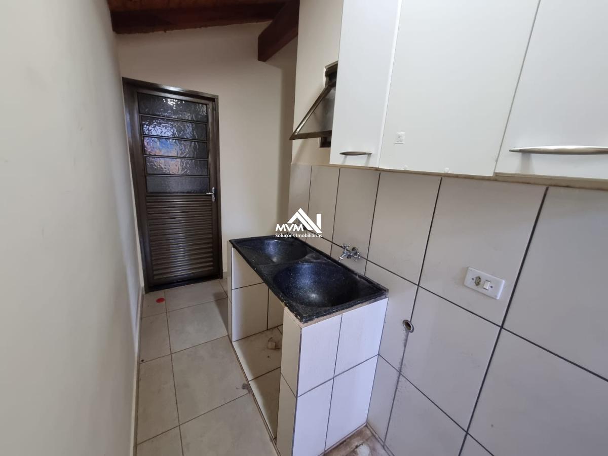 Casa à venda com 2 quartos, 110m² - Foto 18