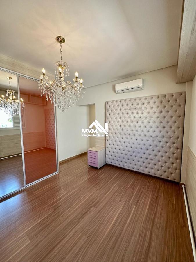 Sobrado à venda com 4 quartos, 365m² - Foto 16