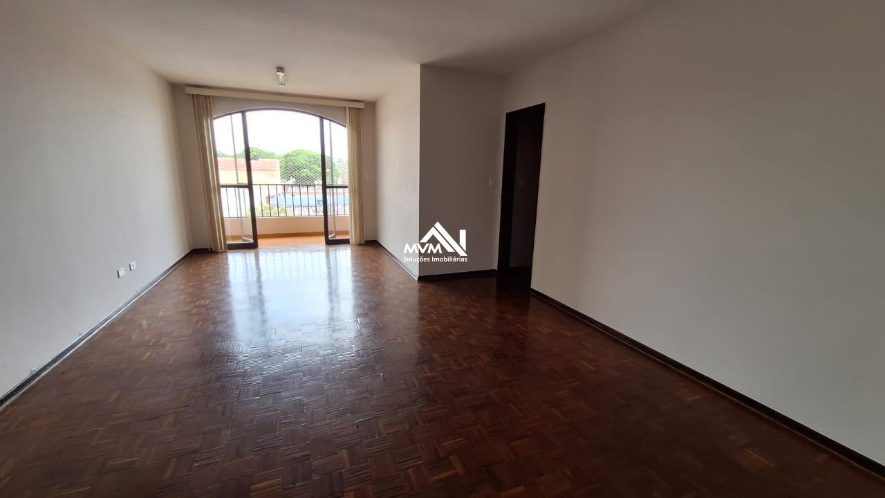 Apartamento à venda com 3 quartos, 129m² - Foto 4