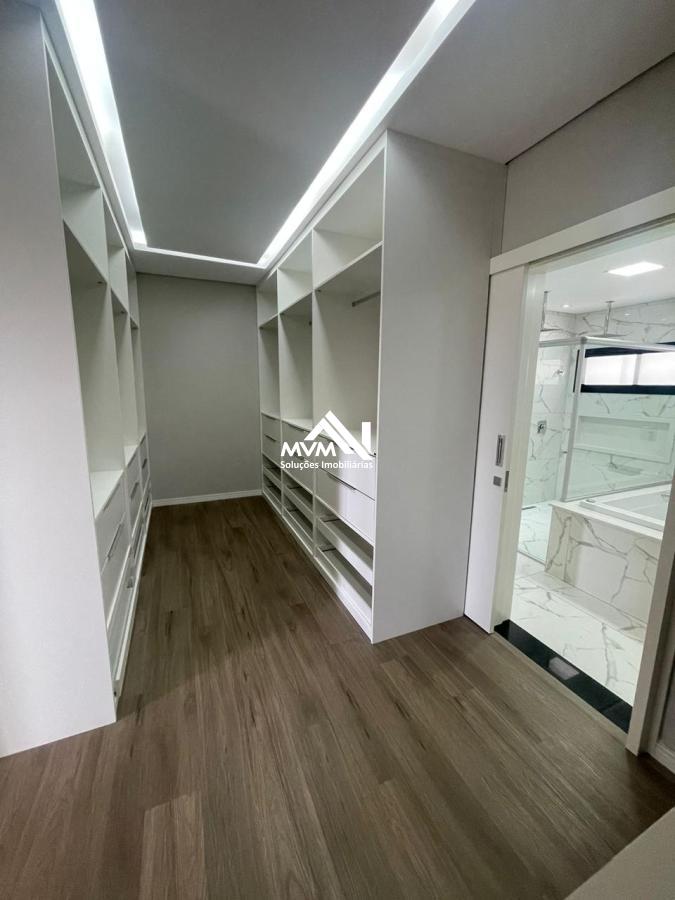 Sobrado à venda com 4 quartos, 450m² - Foto 17