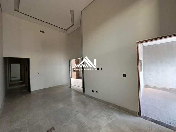 Casa à venda com 3 quartos, 110m² - Foto 4