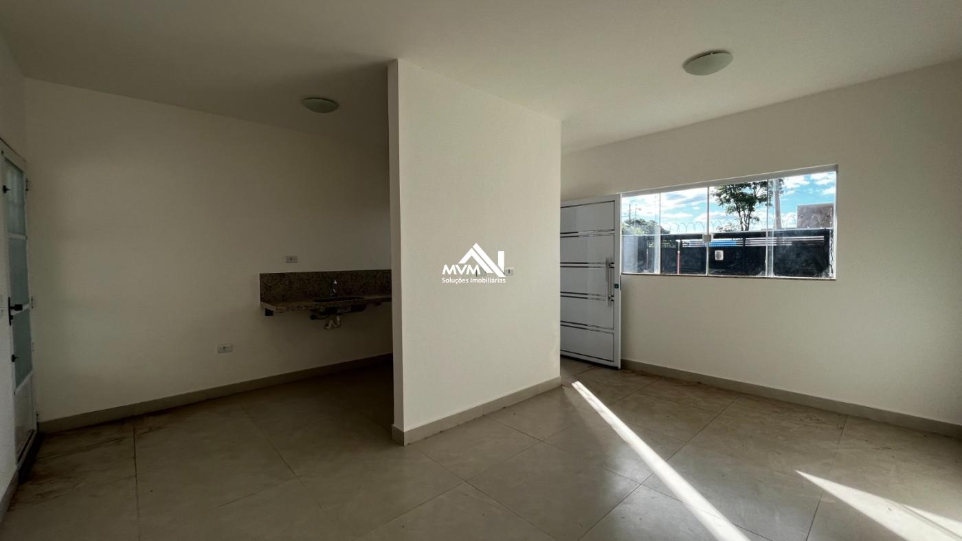 Casa à venda com 3 quartos, 90m² - Foto 5