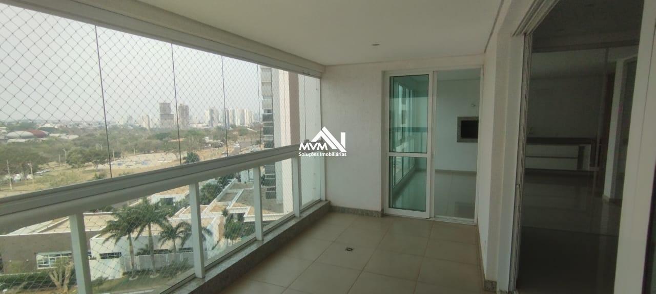 Apartamento à venda com 3 quartos, 241m² - Foto 3