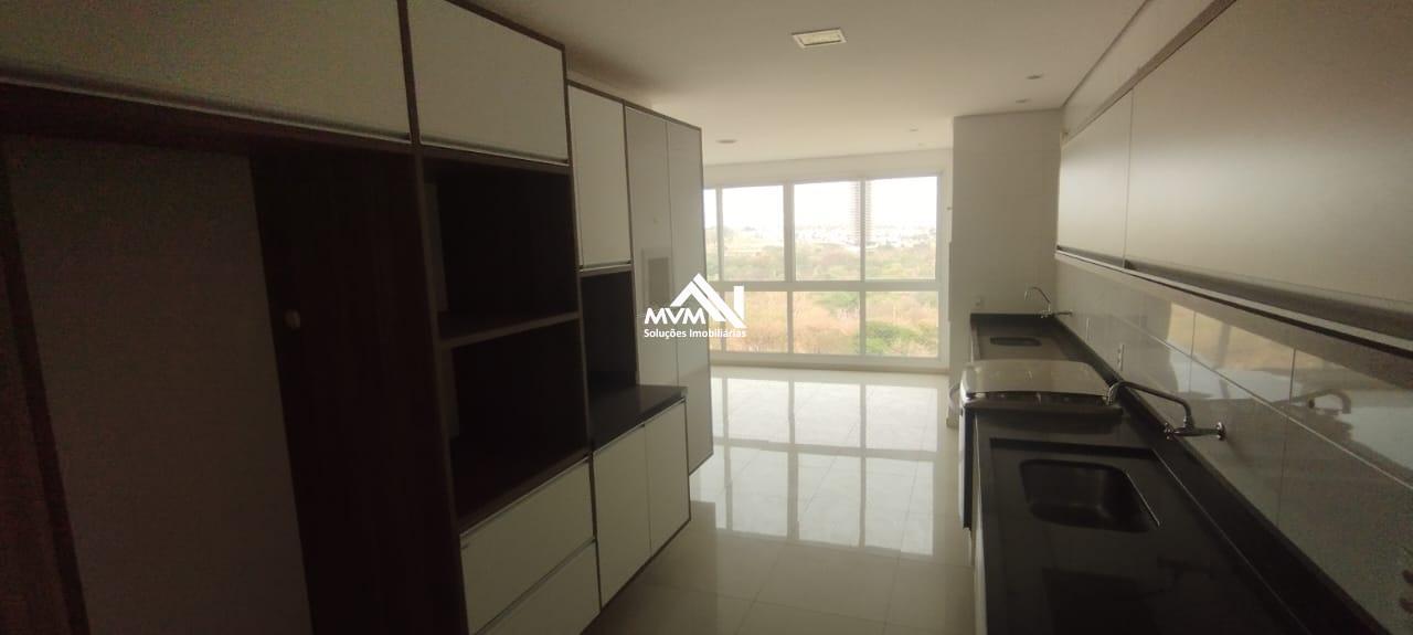 Apartamento à venda com 3 quartos, 241m² - Foto 16