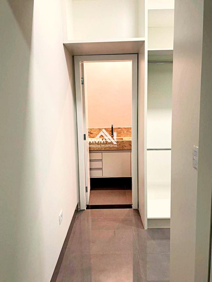 Casa à venda com 3 quartos, 250m² - Foto 12