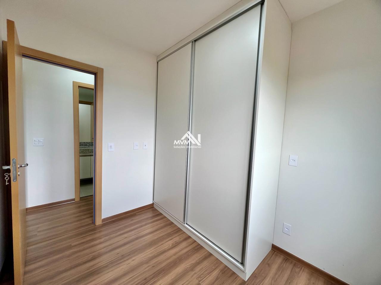 Apartamento para alugar com 2 quartos, 55m² - Foto 12