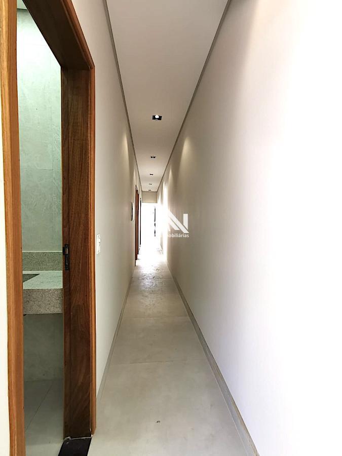 Casa à venda com 3 quartos, 180m² - Foto 17